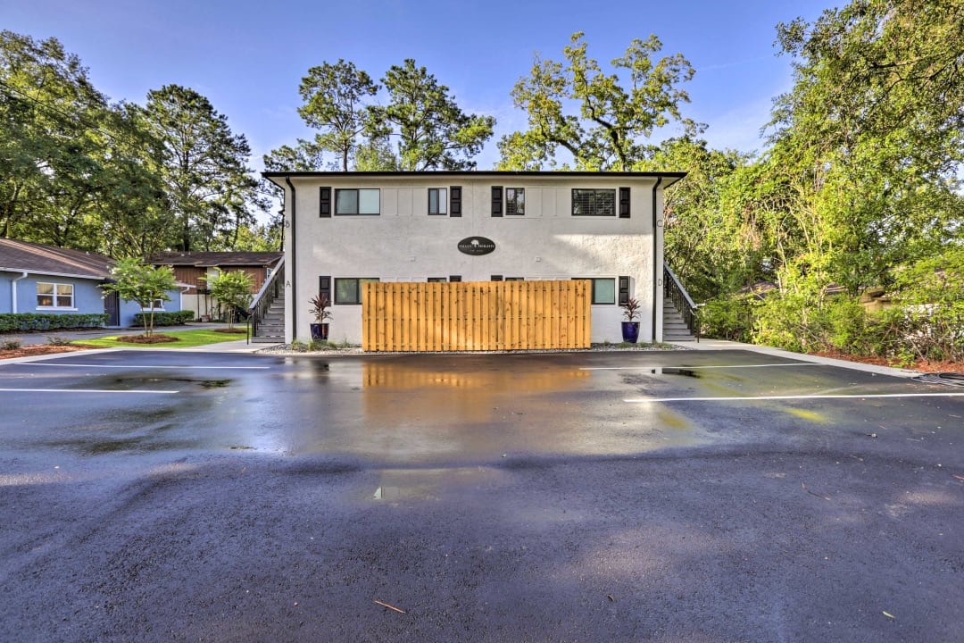 1501 Valley Road - 1