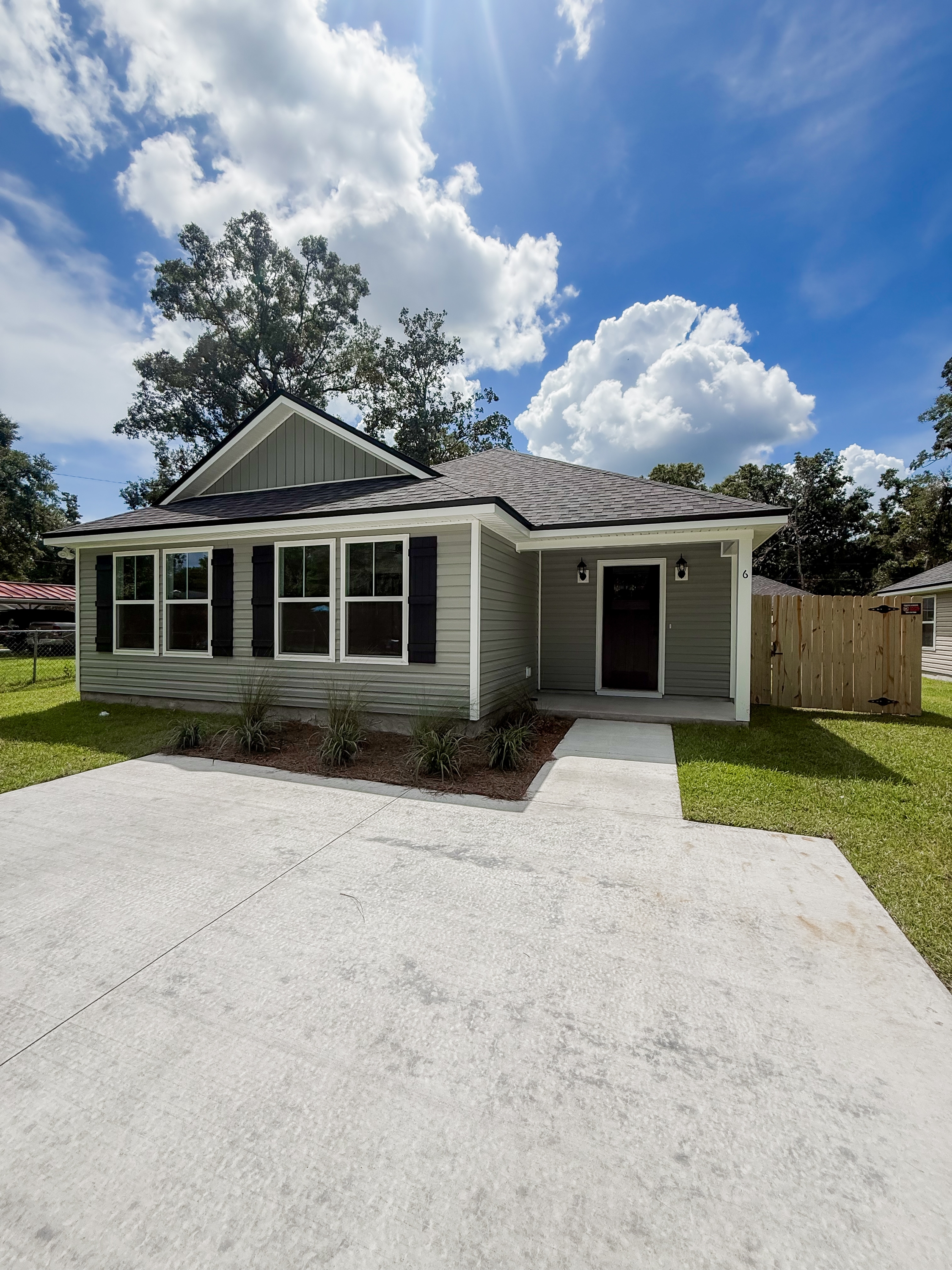 6 J R Milton Road